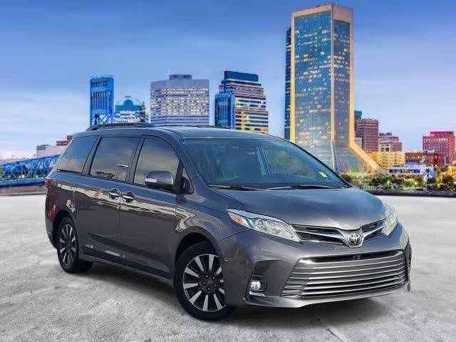 2019 Toyota Sienna Limited Premium FWD photo