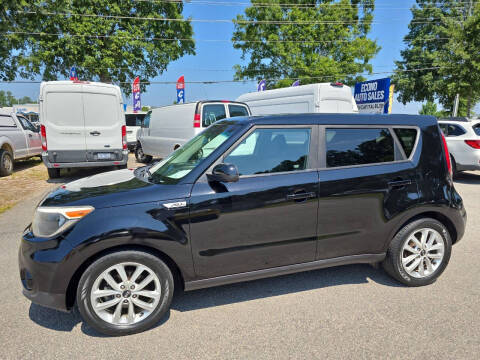 2017 Kia Soul + FWD photo