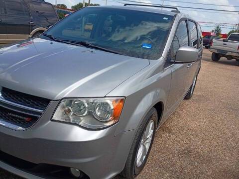 2018 Dodge Grand Caravan SXT FWD photo