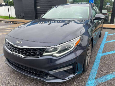 2019 Kia Optima S FWD photo