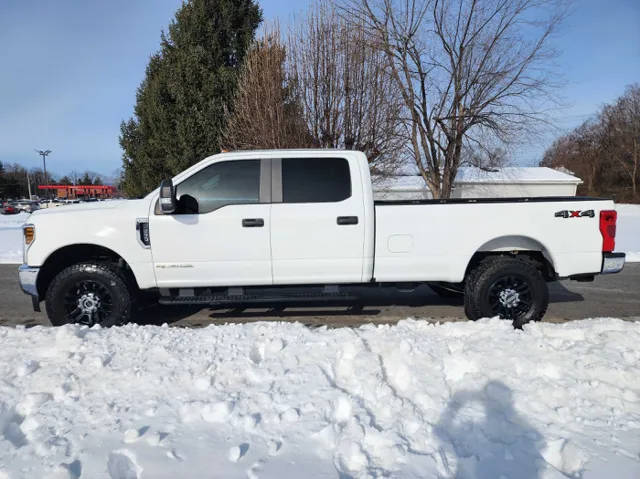 2019 Ford F-250 Super Duty XL 4WD photo