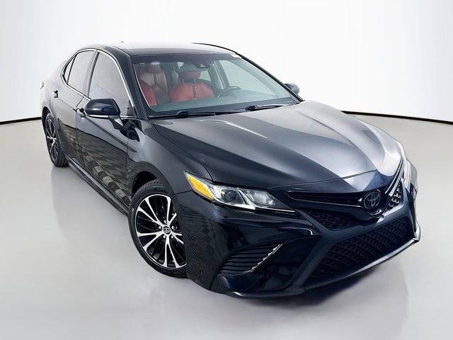2019 Toyota Camry SE FWD photo