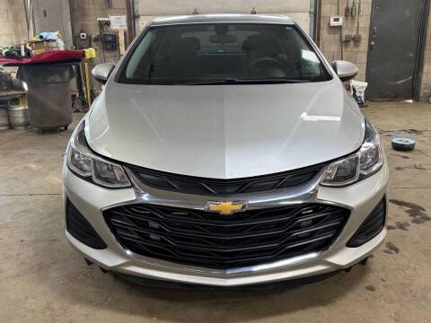2019 Chevrolet Cruze LS FWD photo