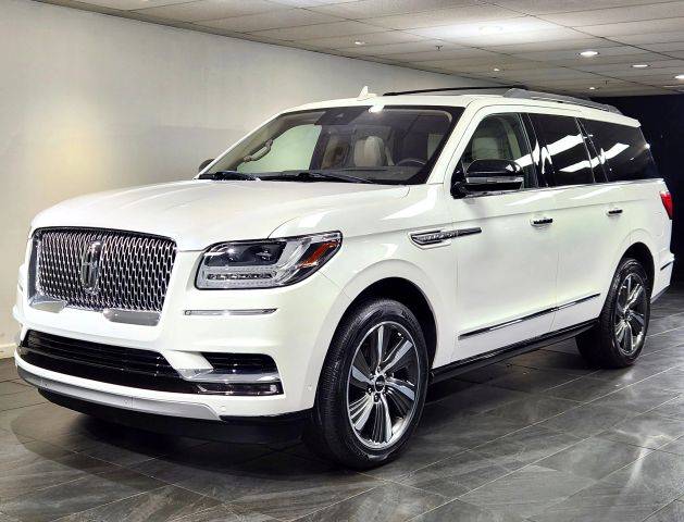 2019 Lincoln Navigator Reserve 4WD photo