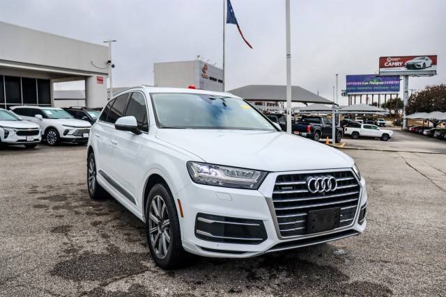 2019 Audi Q7 Premium Plus AWD photo