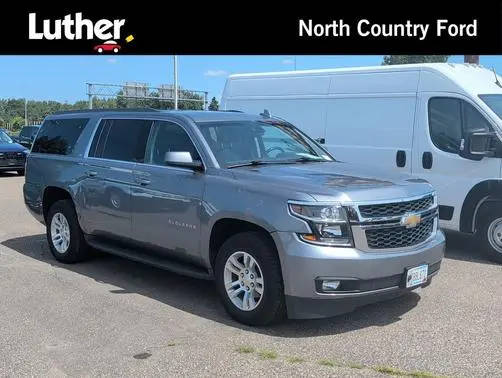 2019 Chevrolet Suburban LT 4WD photo
