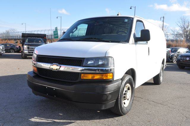 2018 Chevrolet Express Cargo  RWD photo