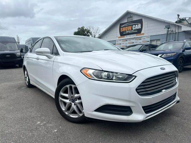 2015 Ford Fusion SE FWD photo