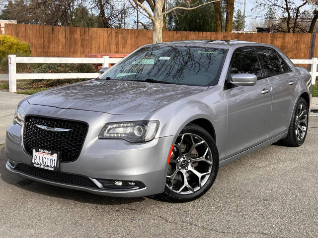 2017 Chrysler 300 300S RWD photo