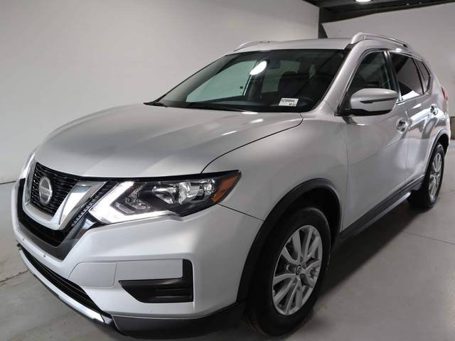 2018 Nissan Rogue SV FWD photo