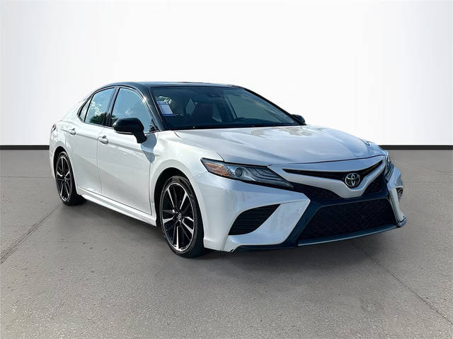 2019 Toyota Camry XSE FWD photo