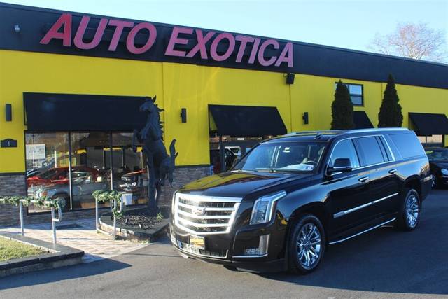 2019 Cadillac Escalade ESV 4WD photo