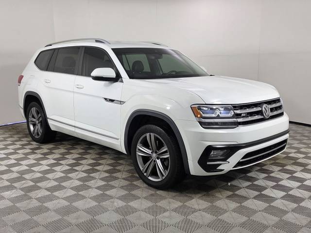 2019 Volkswagen Atlas 3.6L V6 SE w/Technology R-Line FWD photo