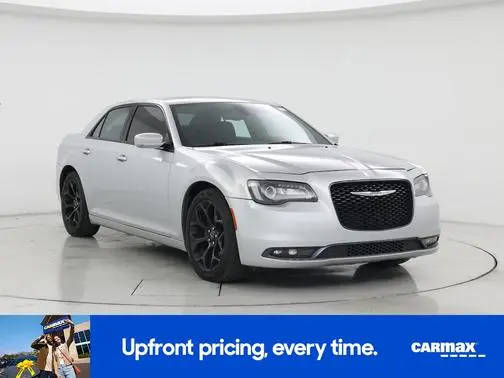 2019 Chrysler 300 300S RWD photo