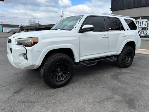 2016 Toyota 4Runner SR5 RWD photo
