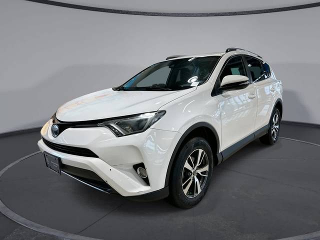 2018 Toyota RAV4 XLE AWD photo
