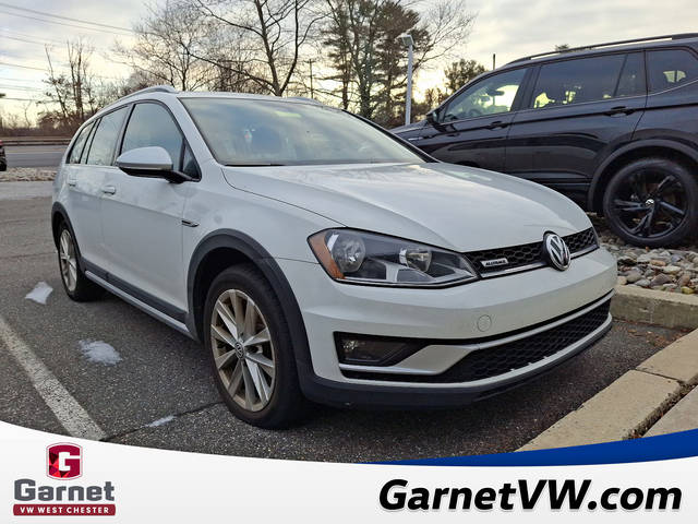 2017 Volkswagen Golf Alltrack S AWD photo