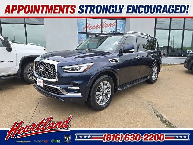 2018 Infiniti QX80 4WD photo