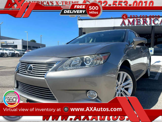2015 Lexus ES  FWD photo