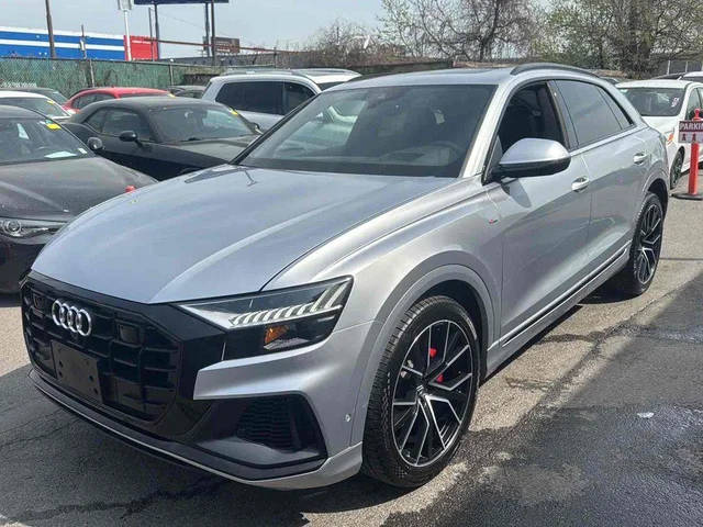 2019 Audi Q8 Prestige AWD photo
