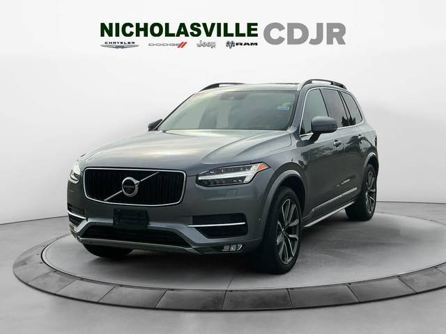 2019 Volvo XC90 Momentum AWD photo