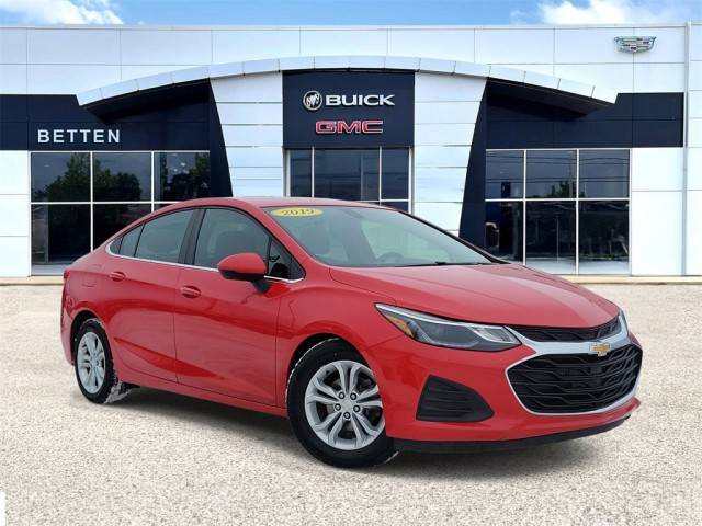 2019 Chevrolet Cruze LT FWD photo