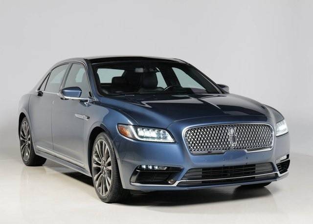 2018 Lincoln Continental Reserve FWD photo