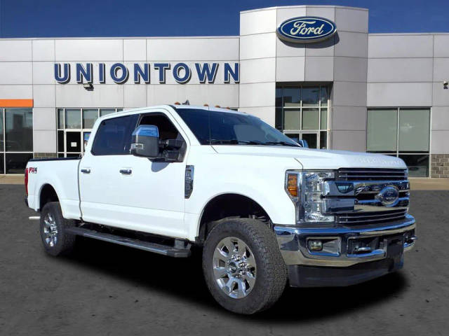 2019 Ford F-250 Super Duty LARIAT 4WD photo
