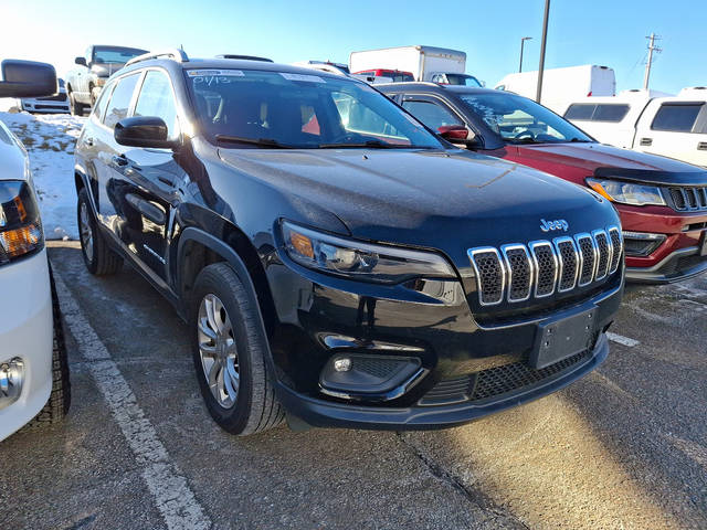 2019 Jeep Cherokee Latitude 4WD photo