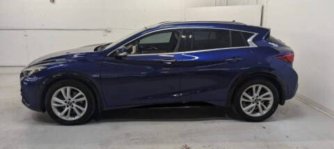 2019 Infiniti QX30 LUXE FWD photo