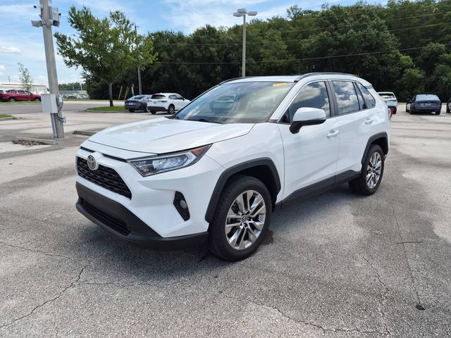 2019 Toyota RAV4 XLE Premium FWD photo