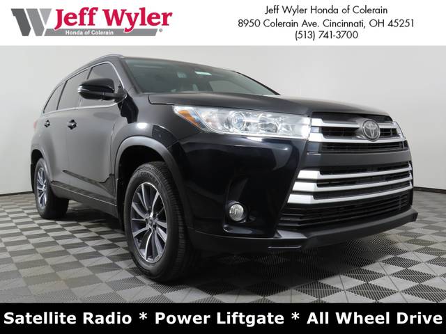 2019 Toyota Highlander XLE AWD photo