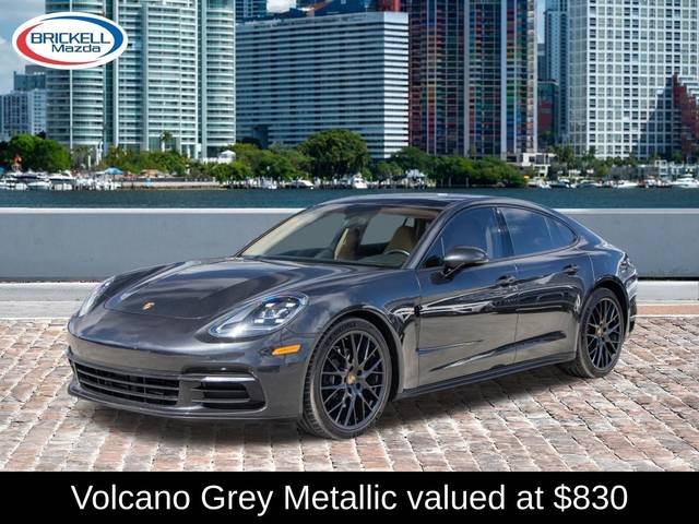 2019 Porsche Panamera 4 AWD photo