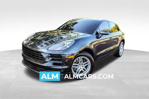 2019 Porsche Macan  AWD photo