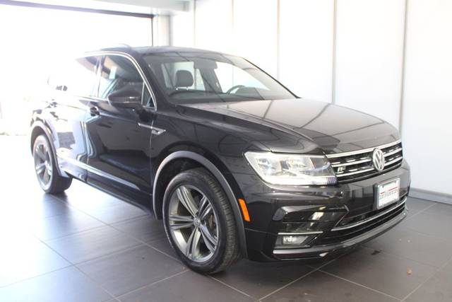 2019 Volkswagen Tiguan SEL R-Line AWD photo