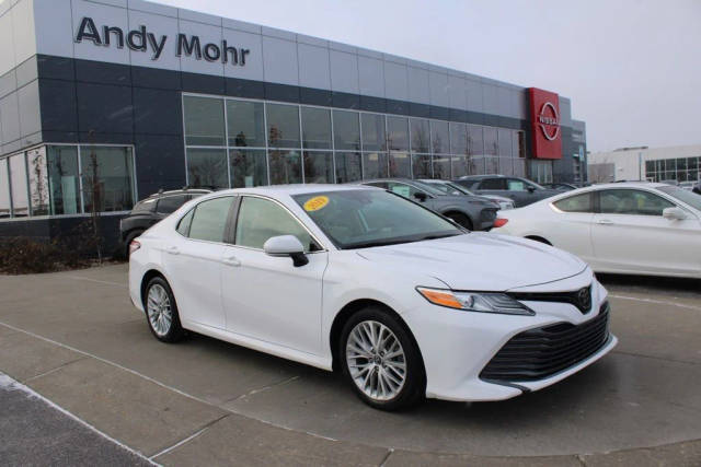 2019 Toyota Camry XLE FWD photo