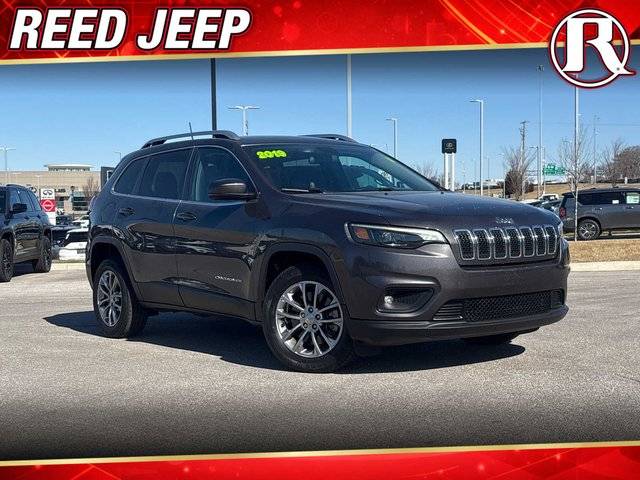 2019 Jeep Cherokee Latitude Plus FWD photo