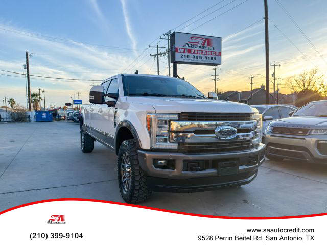 2019 Ford F-350 Super Duty King Ranch 4WD photo