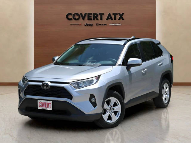 2019 Toyota RAV4 XLE FWD photo