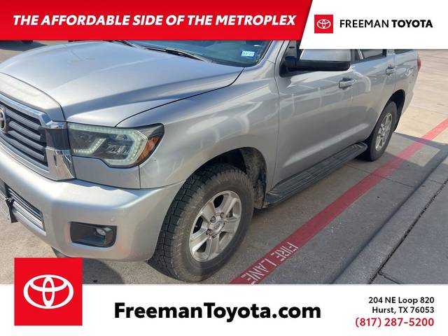 2019 Toyota Sequoia SR5 RWD photo