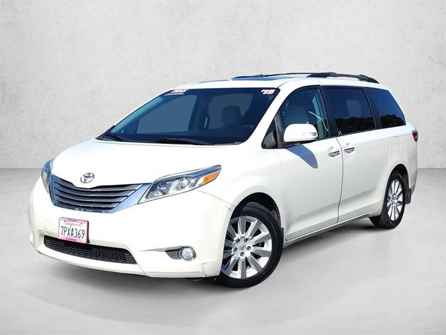 2015 Toyota Sienna LTD FWD photo