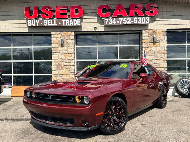 2018 Dodge Challenger SXT Plus RWD photo