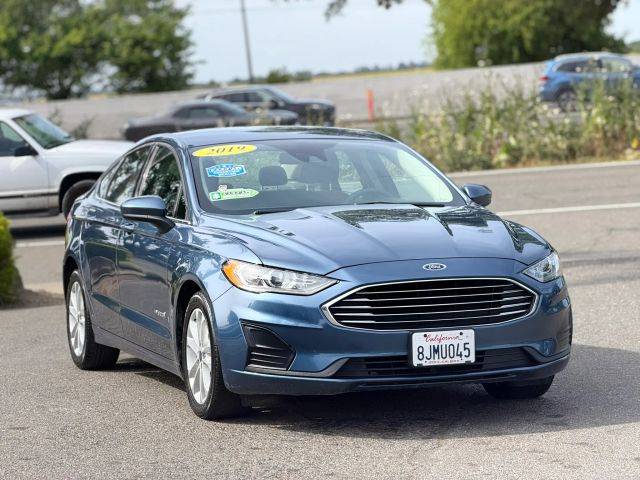 2019 Ford Fusion SE FWD photo