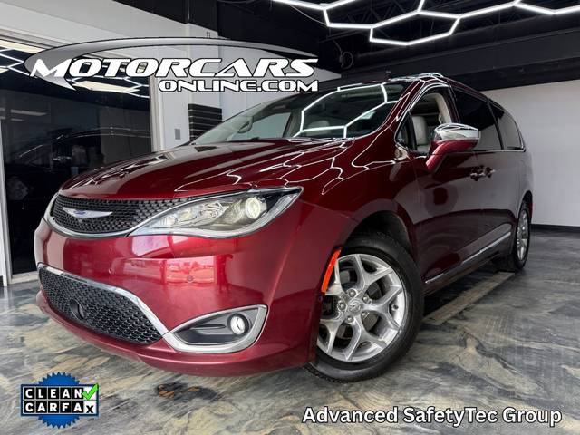 2019 Chrysler Pacifica Minivan Limited FWD photo
