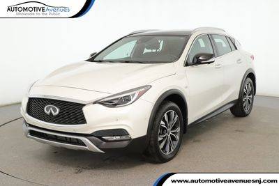 2019 Infiniti QX30 ESSENTIAL AWD photo