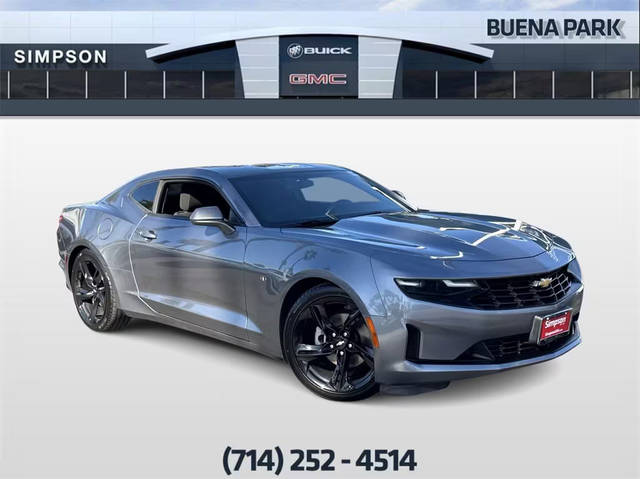 2019 Chevrolet Camaro 1LT RWD photo