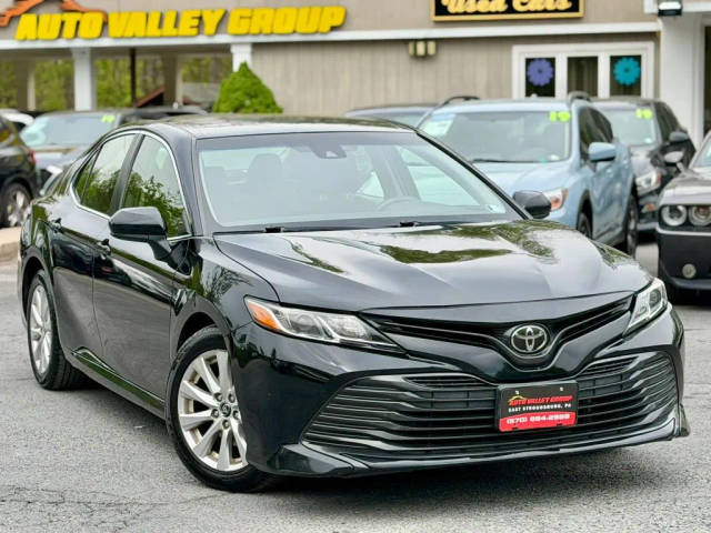 2018 Toyota Camry LE FWD photo