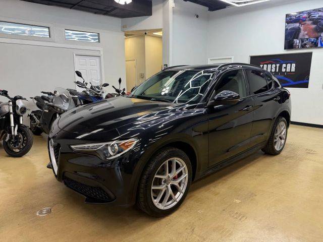 2018 Alfa Romeo Stelvio Sport AWD photo