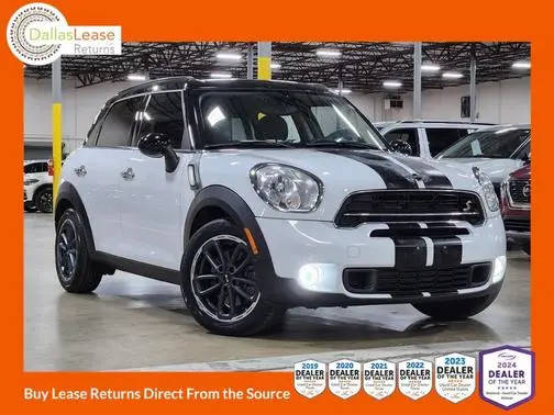 2016 MINI Countryman S FWD photo