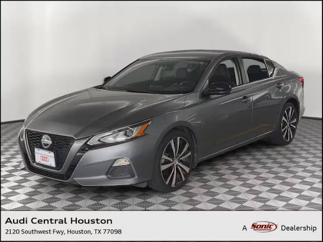 2019 Nissan Altima 2.5 SR AWD photo